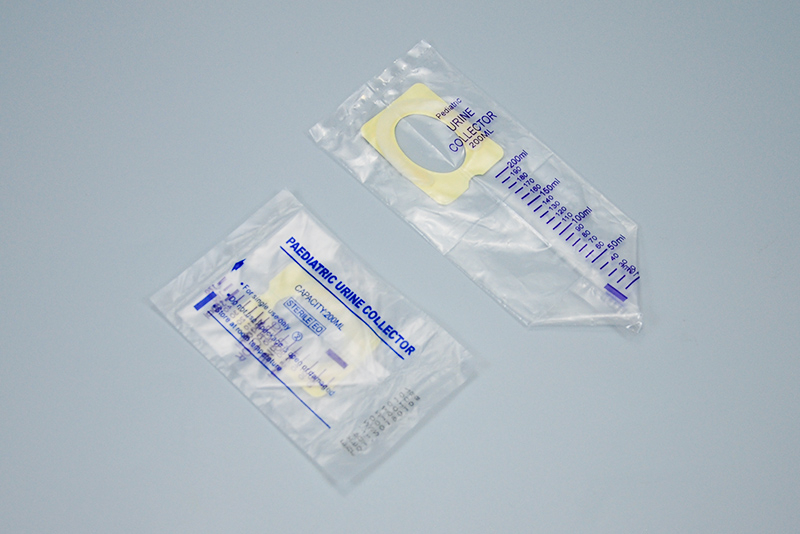 Bolsa de urina pediátrica em PVC
