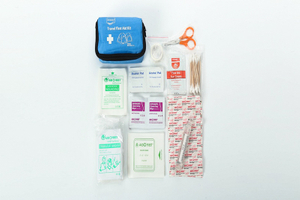 Kit de primeiros socorros para viagens